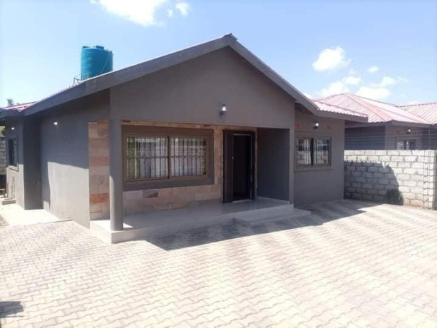 2-bedroom-house-for-sale-in-libala-south-big-2
