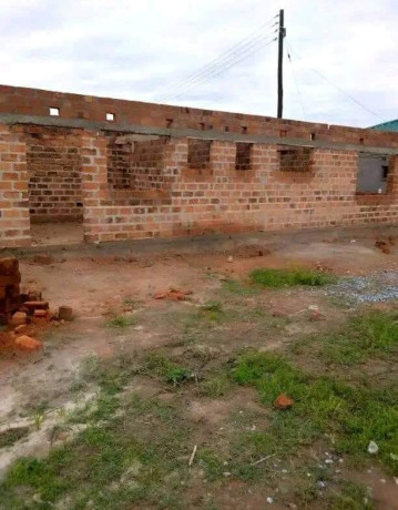 incomplete-3-bedroom-house-for-sale-in-kitwe-big-1