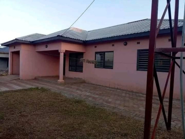 3-bedroom-flat-for-rent-in-woodlands-chalala-big-5