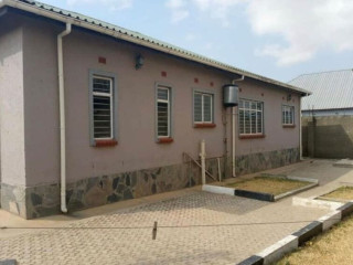3-bedroom-house-for-rent-in-chalala