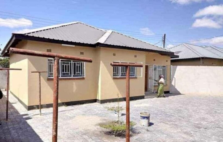 3-bedroom-flat-for-rent-in-chalala-big-3