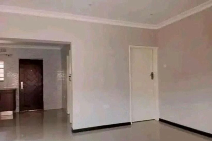 2-bedroom-flat-for-rent-in-chalala-big-2