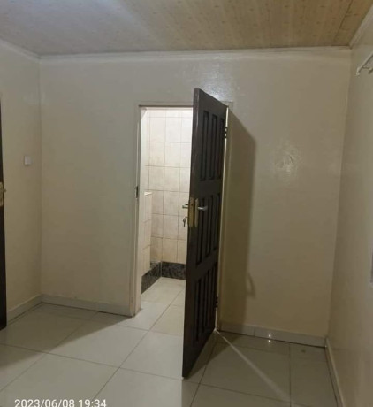 1-bedroom-apartment-for-rent-in-chalala-big-4
