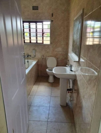 3-bedroom-house-for-rent-in-kabulonga-big-7
