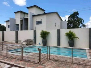 3-bedroom-flat-for-rent-in-kabulonga