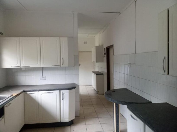 4-bedroom-house-for-rent-in-kabulonga-big-9