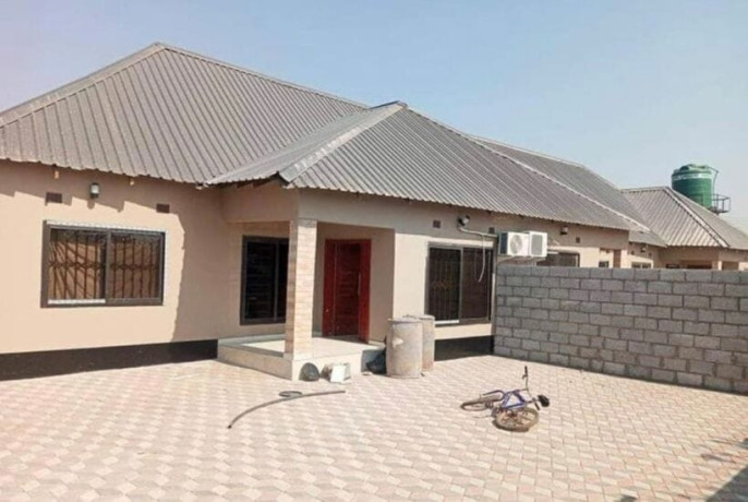 2-bedroom-flat-for-rent-in-chalala-big-0