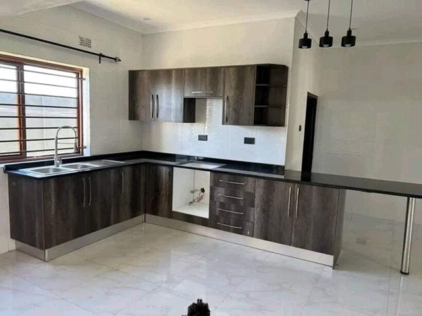 3-bedroom-flat-for-rent-in-chamba-valley-big-7