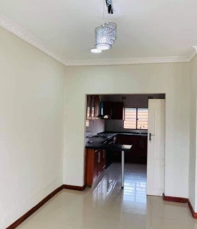 3-bedroom-flat-for-rent-in-kabulonga-big-1