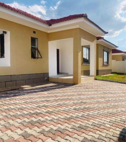 3-bedroom-house-for-sale-in-ibex-hill-big-8