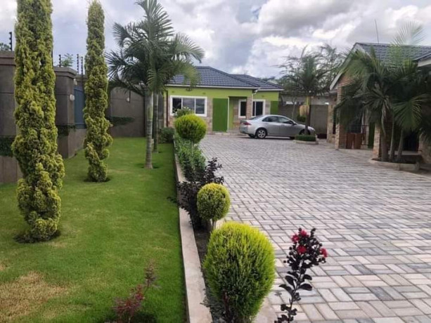 3-bedroom-house-for-sale-in-ibex-hill-big-2