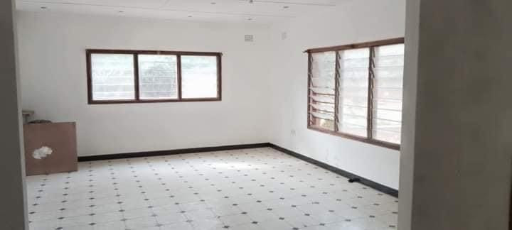 4-bedroom-house-for-rent-in-lilayi-big-0