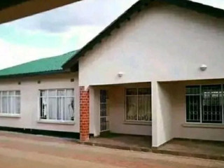 3-bedroom-flat-for-rent-in-lilayi