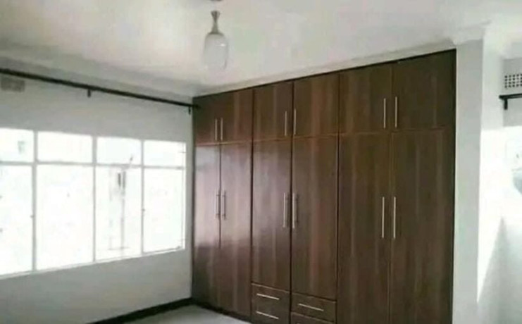 3-bedroom-flat-for-rent-in-lilayi-big-5