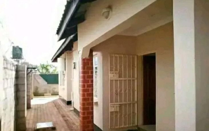 3-bedroom-flat-for-rent-in-lilayi-big-7