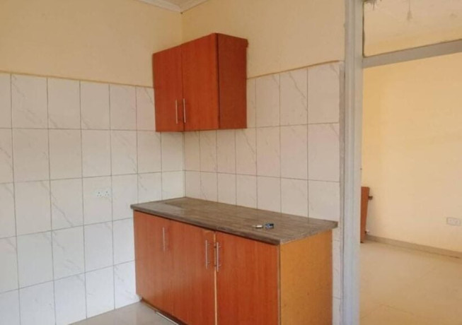 3-bedroom-flat-for-rent-in-lilayi-big-5
