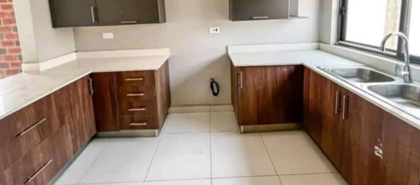 3-bedroom-house-for-rent-in-lilayi-big-1