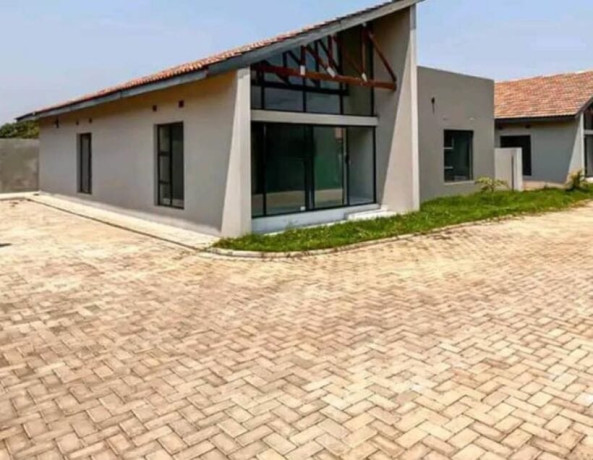 3-bedroom-house-for-rent-in-lilayi-big-7