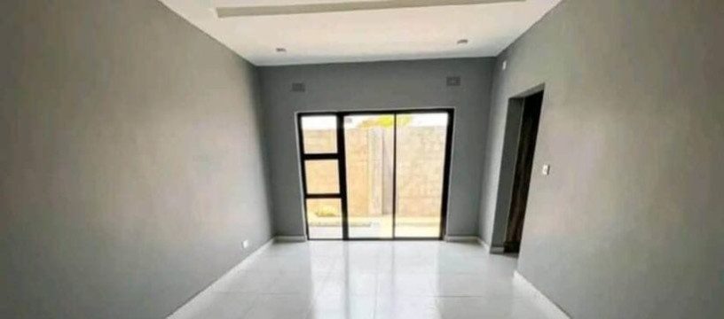 3-bedroom-house-for-rent-in-lilayi-big-5