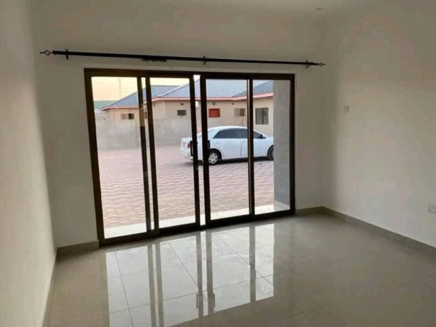 1-bedroom-flat-for-rent-in-lilayi-big-2