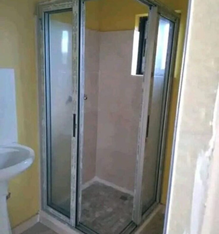 3-bedroom-flat-for-rent-in-lilayi-big-1