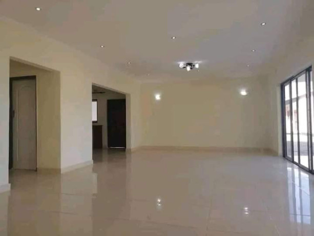 property-for-sale-in-lilayi-big-4