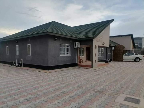 3-bedroom-flat-for-rent-in-lilayi-estate-big-2