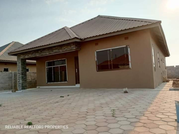 2-bedroom-house-for-sale-in-lilayi-estate-big-5