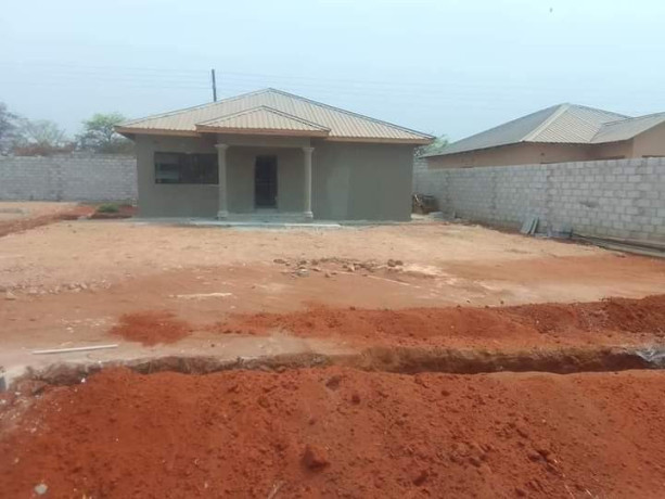 3-bedroom-house-for-sale-in-lilayi-big-6