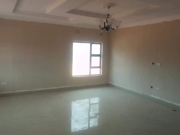 3-bedroom-house-for-sale-in-lilayi-big-5