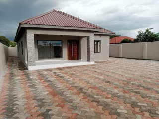 newly-built-modern-3-bedroom-standalone-houses-for-sale-in-libala-south