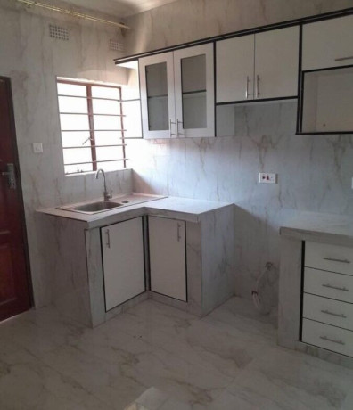 2-bedroom-flat-for-rent-in-lilayi-big-3
