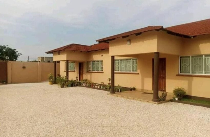 3-bedroom-flat-for-rent-in-lilayi-big-0