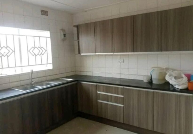 3-bedroom-flat-for-rent-in-lilayi-big-2