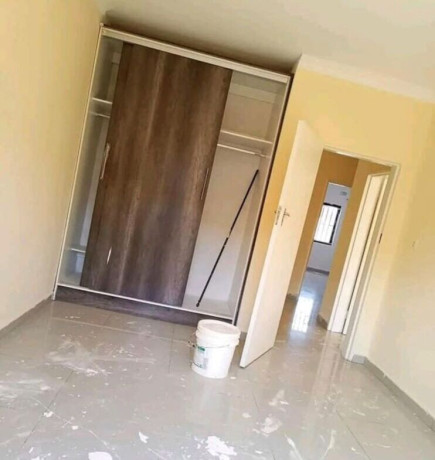 3-bedroom-flat-for-rent-in-lilayi-big-2