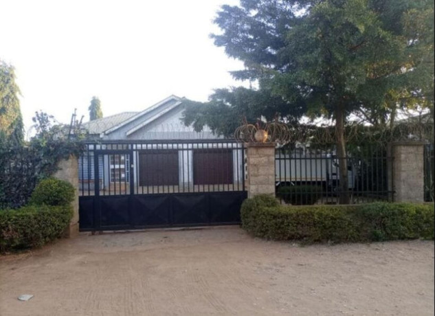 2-x-3-bedroom-flats-for-sale-in-chalala-big-0