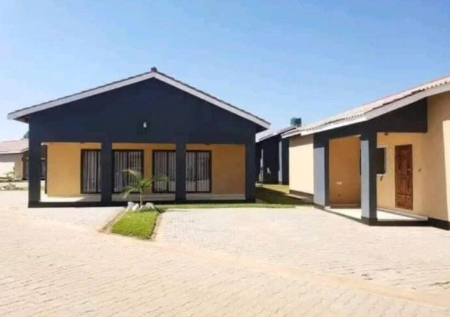 3-bedroom-flats-for-sale-in-lilayi-big-2