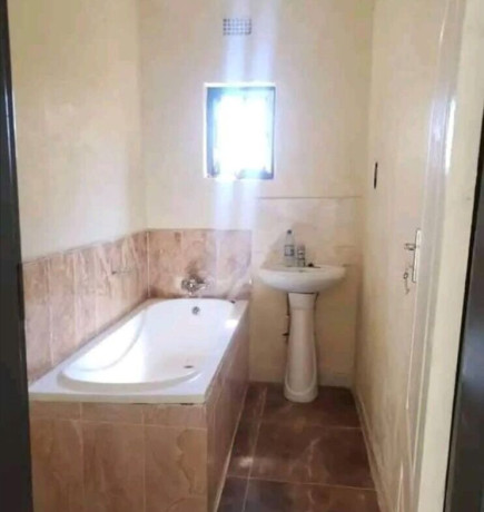 3-bedroom-flats-for-sale-in-lilayi-big-3