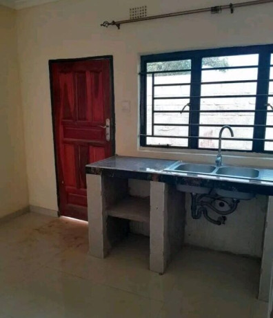 2-bedroom-flat-for-rent-in-lilayi-big-3