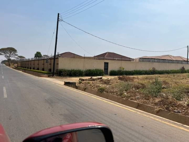 property-for-sale-in-lilayi-estate-big-3