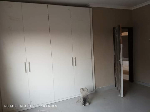 2-bedroom-house-for-sale-in-lilayi-estate-big-6