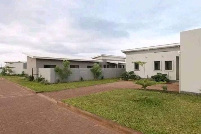 3-bedroom-flat-for-rent-in-lilayi-big-3