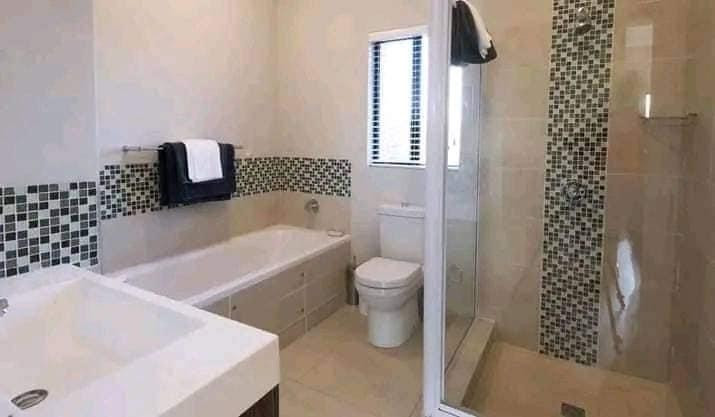 3-bedroom-flat-for-rent-in-lilayi-big-1