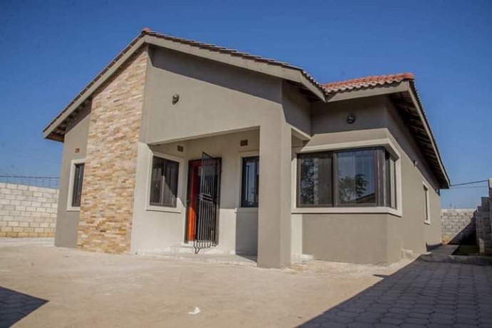 3-bedroom-house-for-sale-in-chalala-big-8