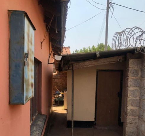 4-bedroom-house-for-sale-in-chalala-big-3