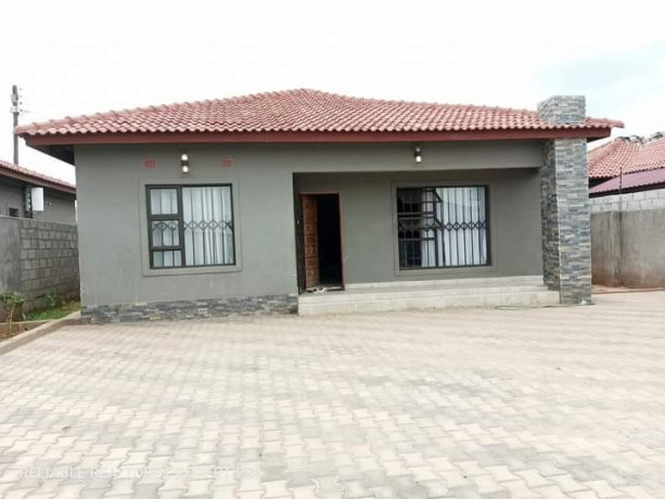 3-bedroom-house-for-sale-in-chalala-big-6