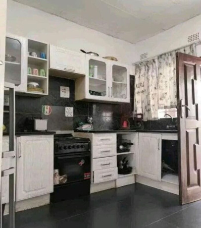 neat-and-spacious-3-bedroom-flats-for-sale-in-chelstone-big-3
