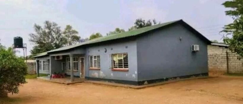 neat-and-spacious-3-bedroom-flats-for-sale-in-chelstone-big-1