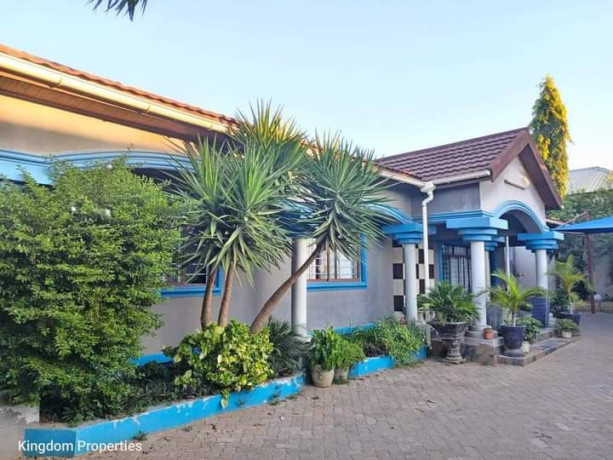 3-bedroom-house-for-sale-in-chelstone-obama-big-7