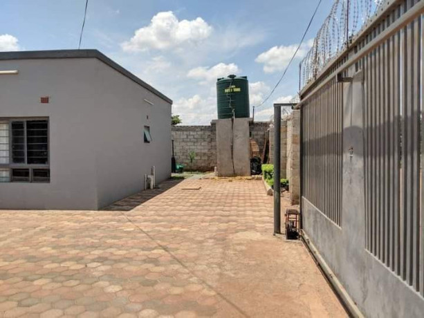 2-bedroom-house-for-rent-in-libala-south-big-4